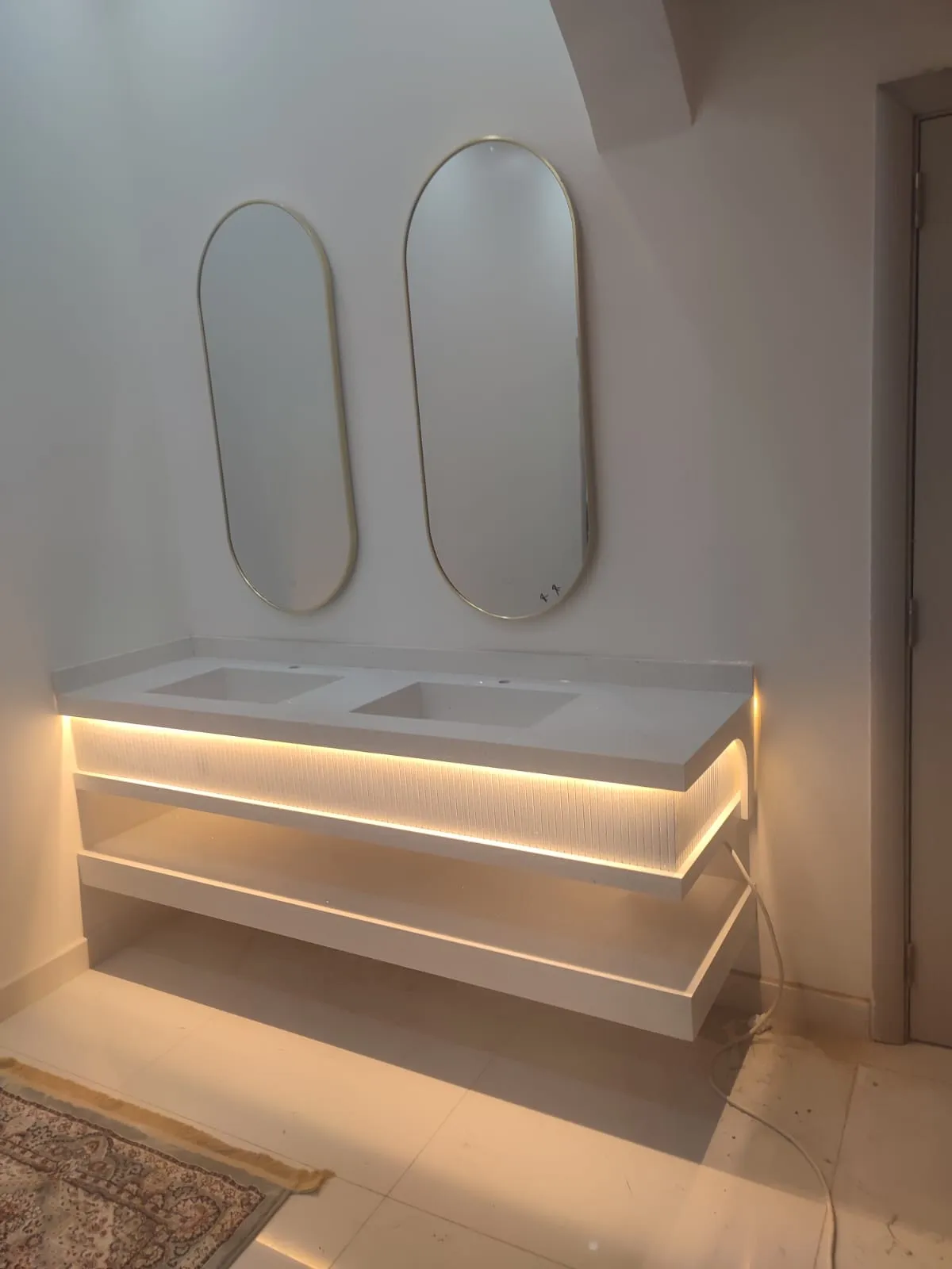Integrated Vanity Top